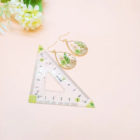 Assortment Dry Flower Earrings, Dry Press Flower Earrings, Resin Earrings Boho Earrings, Vegan Earrings Floral Jewelry Dried Flower Earrings - Froppin