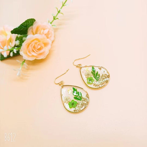 Assortment Dry Flower Earrings, Dry Press Flower Earrings, Resin Earrings Boho Earrings, Vegan Earrings Floral Jewelry Dried Flower Earrings - Froppin
