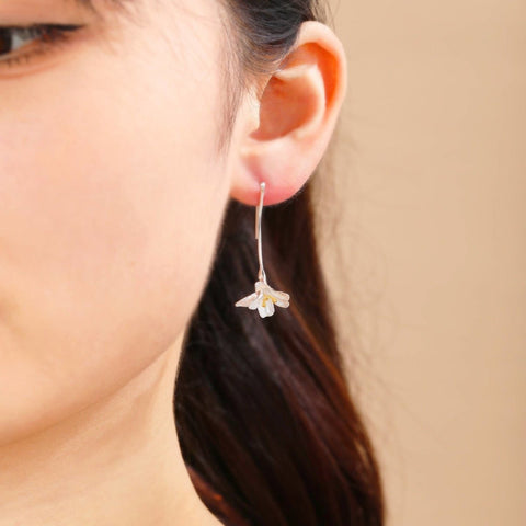 Blooming Lily Flower Earrings Silver Earrings - Froppin