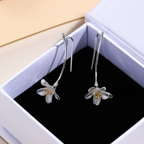 Blooming Lily Flower Earrings Silver Earrings - Froppin