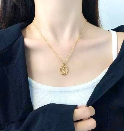 Delicate Gold Rose Pendant - Froppin