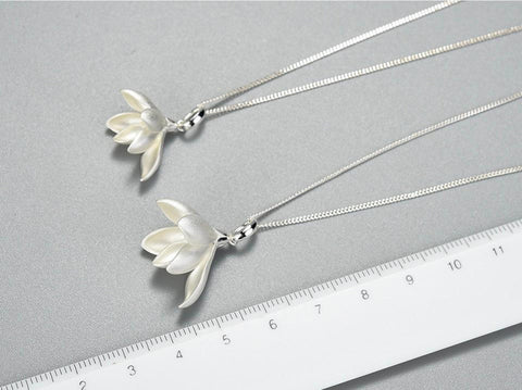 Flower Necklace Minimalist Necklace Silver Necklace Gift, Floral Jewelry Cute Necklace Hypoallergenic Jewelry Floral Necklace Flower Jewelry - Froppin