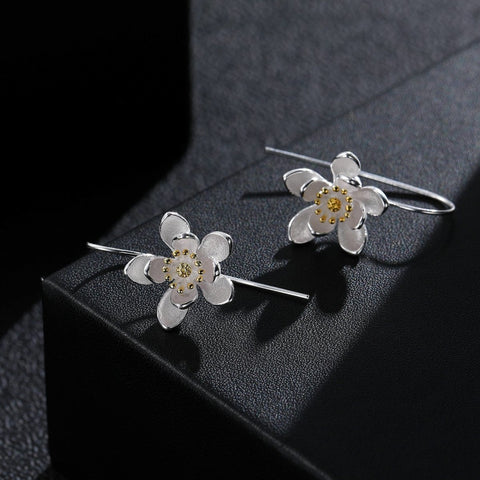 Gold Bridal Flower Earrings - Froppin