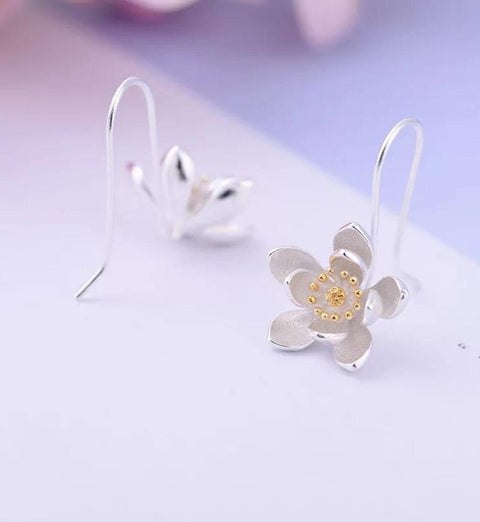 Gold Bridal Flower Earrings - Froppin