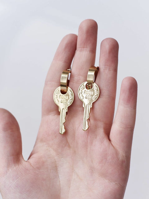 Golden Keys Dangle Earrings Metallic Keys Realistic Earrings - Froppin
