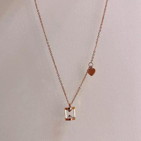 Hour Glass Diamond Subtle Necklace - Froppin