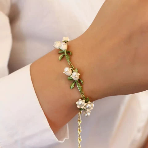 Lily Flowers Delicate Nature Inspired Bracelet • Lily Of The Valley Dainty Floral Bracelet - Froppin