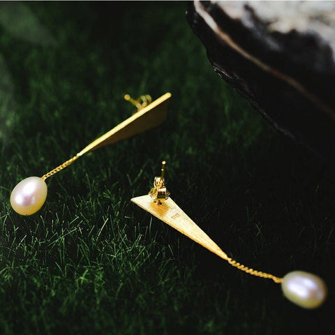 Minimalist Exclamation Mark Statement Earrings - Froppin