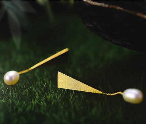 Minimalist Exclamation Mark Statement Earrings - Froppin