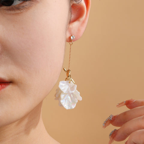 Minimalist Sakura Bridal Flower Earrings, Bridesmaid Earrings, Long Stone Earrings Nature Dainty Earrings, Floral Earrings 18K Gold Earrings - Froppin