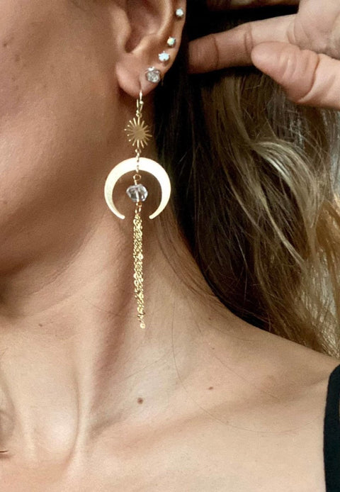 Moon Raw Crystal Earrings, Crescent Minimalist Pink Diamond Earrings, Gold Chain Clear Rough Stone Earrings, Sun Solar System Moon Earrings - Froppin