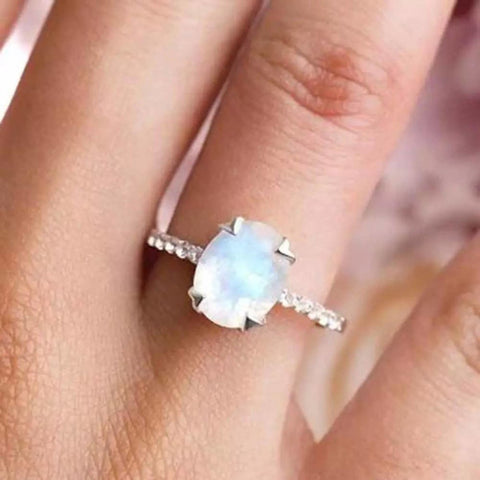 Oval Moonstone Ring - Froppin