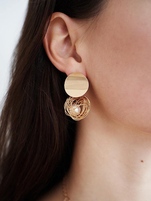 Pearls in Golden Web Dangle Earrings - Froppin