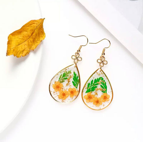 Pressed Flowers Earrings, Dried Leaves Summer Flowers Dangle Earrings, Botanical Glass Blooming Boho Earrings, Clear Dry Epoxy Resin Floral - Froppin
