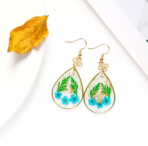 Pressed Flowers Earrings, Dried Leaves Summer Flowers Dangle Earrings, Botanical Glass Blooming Boho Earrings, Clear Dry Epoxy Resin Floral - Froppin