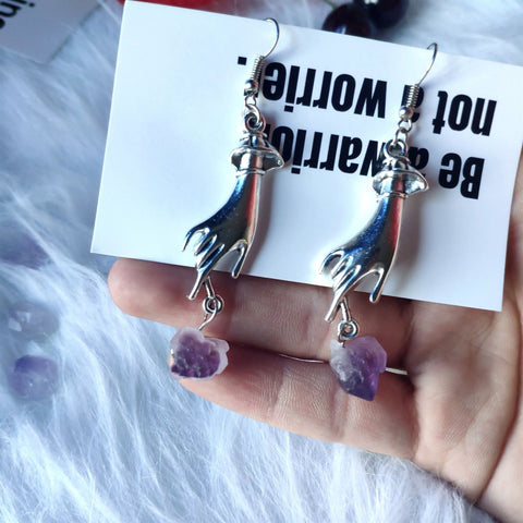 Purple Stone Hands Necklace, Palms Violet Raw Stone Jewels Witch Bruja Hunt Dangle Necklace, Silver Stranger Danger Femme Fatale Necklace - Froppin