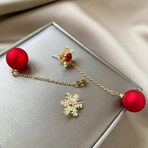 Red Long Golden Snowflake Style Earrings - Froppin