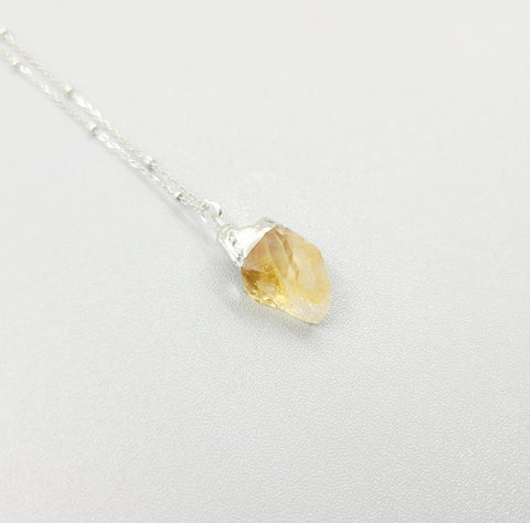 Rough Stone Necklace, Rose Clear Strawberry Quartz Necklace, Raw Amethyst, Herkimer Diamond, Citrine Gemstone Pendant, Hard Crystal Necklace - Froppin