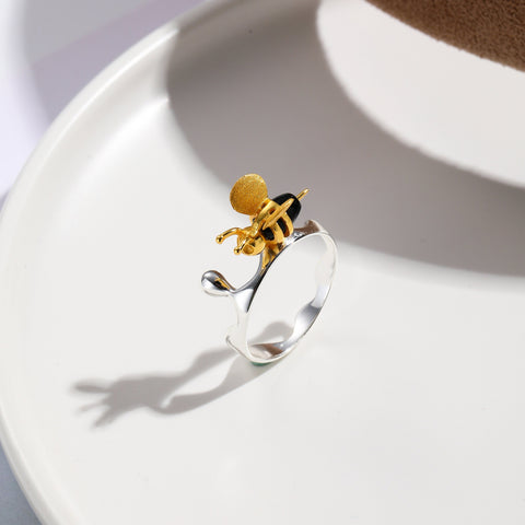 S925 Gemstone Bee Ring, Gold Bug Ring Realistic Foodie Insect Ring, Girly Ring Minimalist Ring, Funny Ring Animal Ring, Agate Bee Stone Ring - Froppin