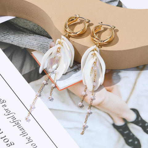Sakura Bridal Flower Earrings, 18K Gold Earrings Minimalist Earrings, Pearl Earrings, Dainty Wedding Earrings, Floral Earrings Hoop Earrings - Froppin