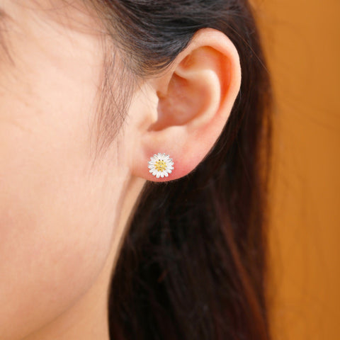 Silver Needle Daisy Earrings, Tiny Stud Earrings Flower Earrings Daisy Stud Summer Earrings Gift Gold Floral Jewelry Hypoallergenic Earrings - Froppin