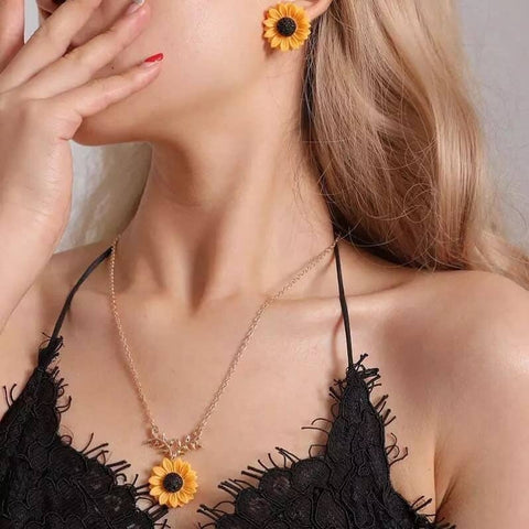 Sunflower Pearl Golden Necklaces - Froppin
