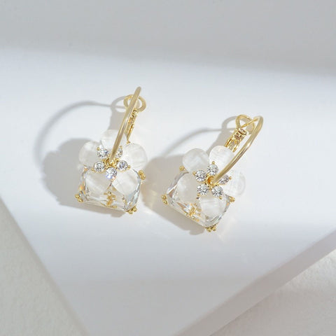 White flower earrings, Orchids Lever back Earrings, botanical earring, flower earring, summer Earrings, cherry blossom Earrings, Minimalist - Froppin