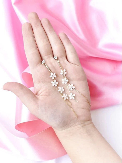 White Flowers Golden Threads Earrings • Jasmine Flower Floral Earrings • Dainty Natural Chandelier Dangle Earrings By Froppin - Froppin