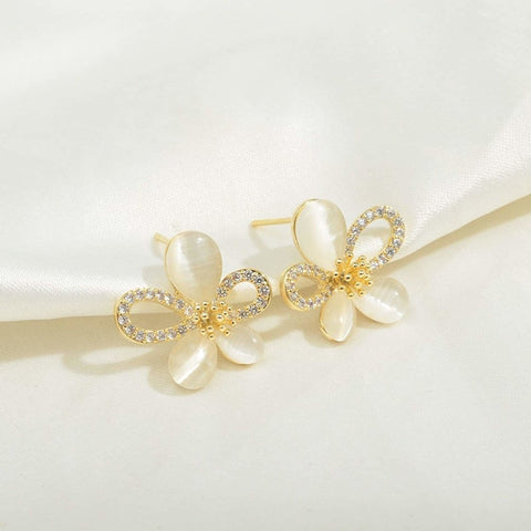 White Forget-me-not Flower Stud Earrings - Froppin